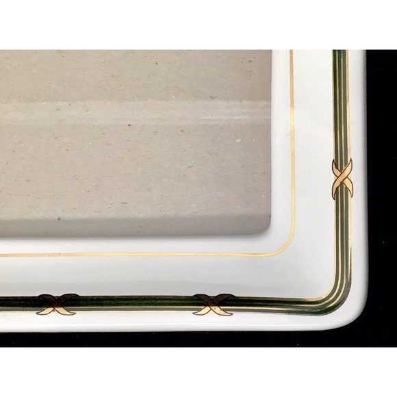 Burnes of Boston White Ceramic Picture Frame Gold Accent for 8 x 10 Photo - Picture 2 of 4